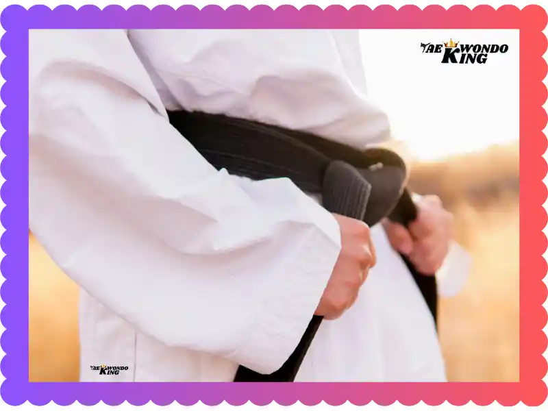 How to tie a Taekwondo belt? taekwondoking